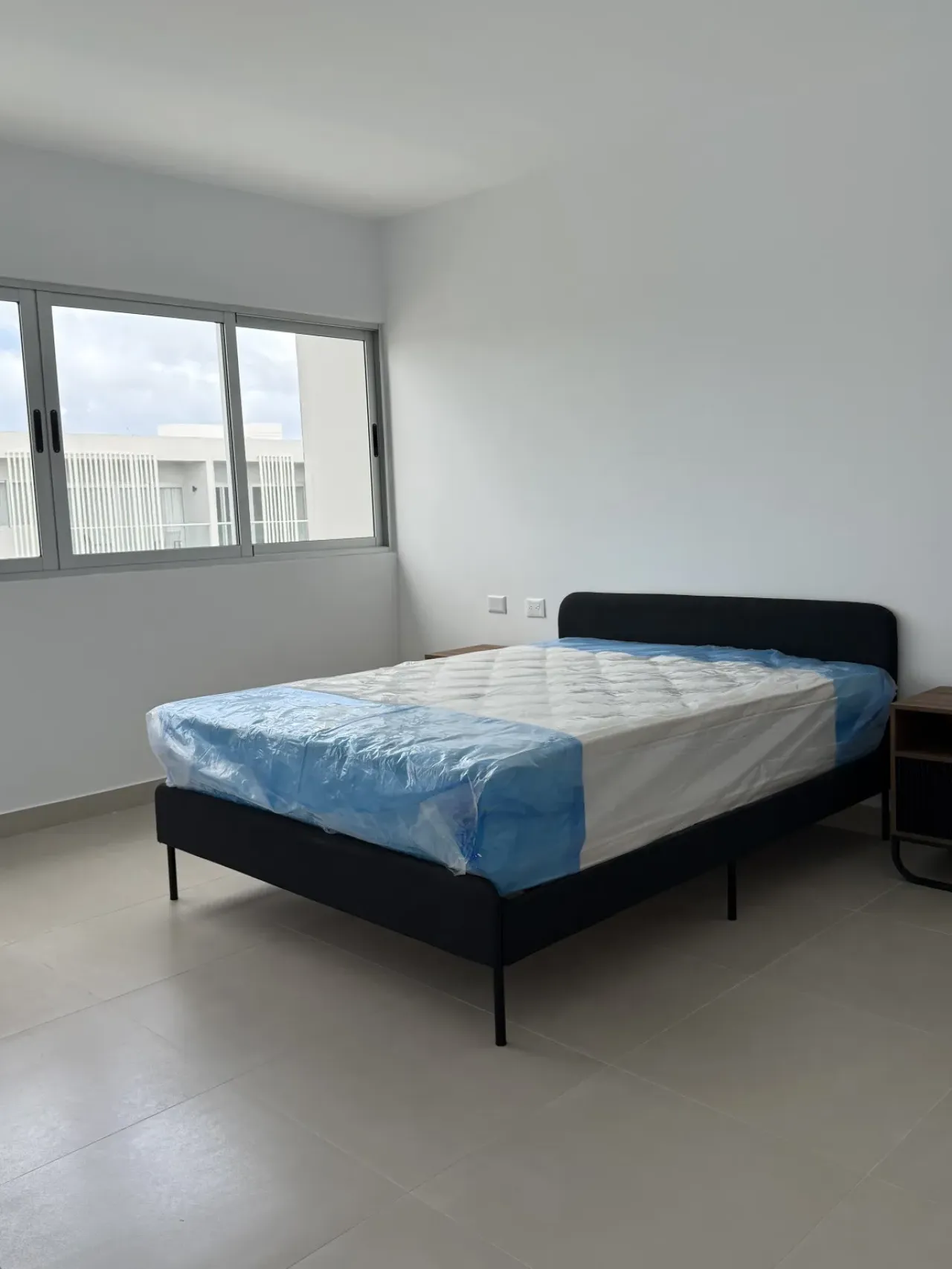 APARTMENT FOR SALE IN STRATEGIC LOCATION DOWNTOWN PUNTA CANA - KASA RESIDENCES image 6