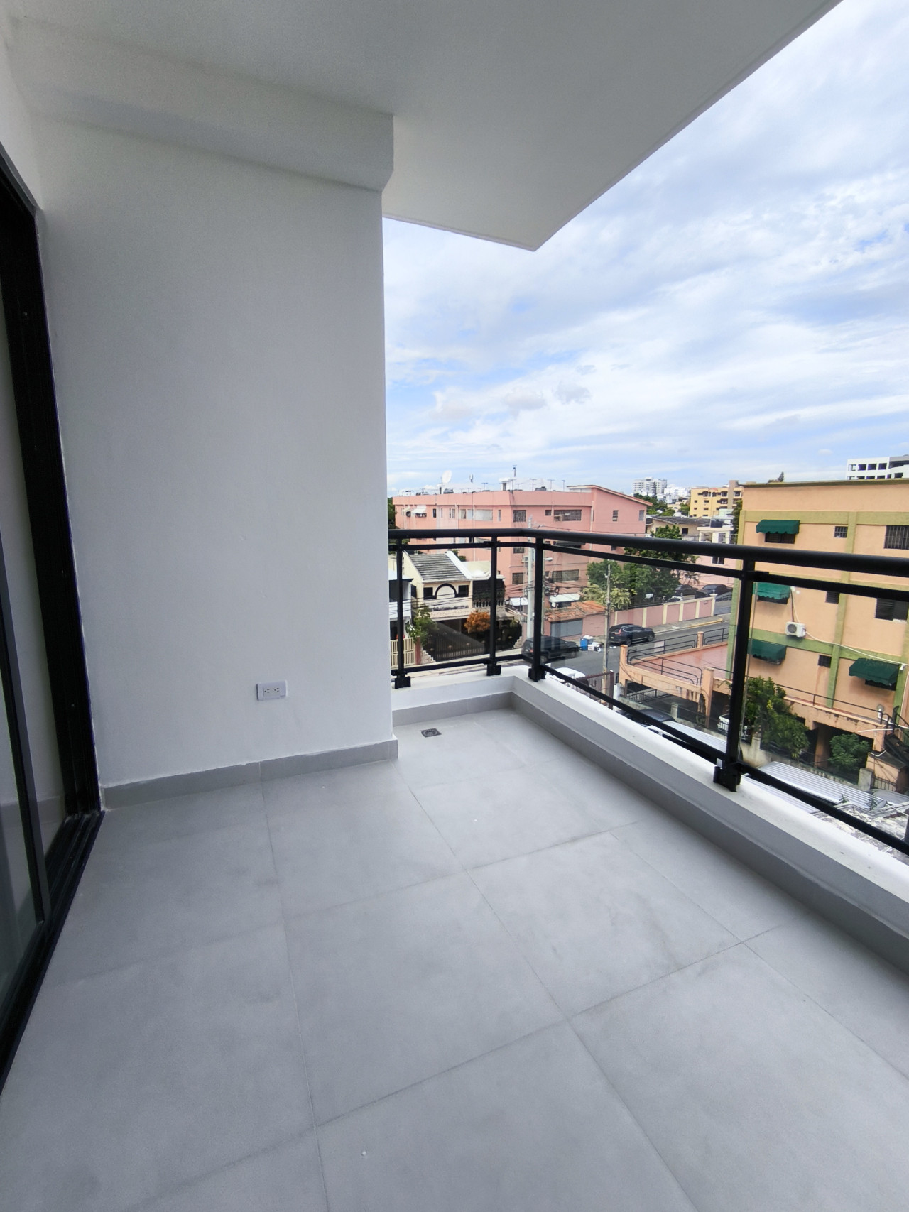 Beautiful apartment for sale with excellent location in El Millón