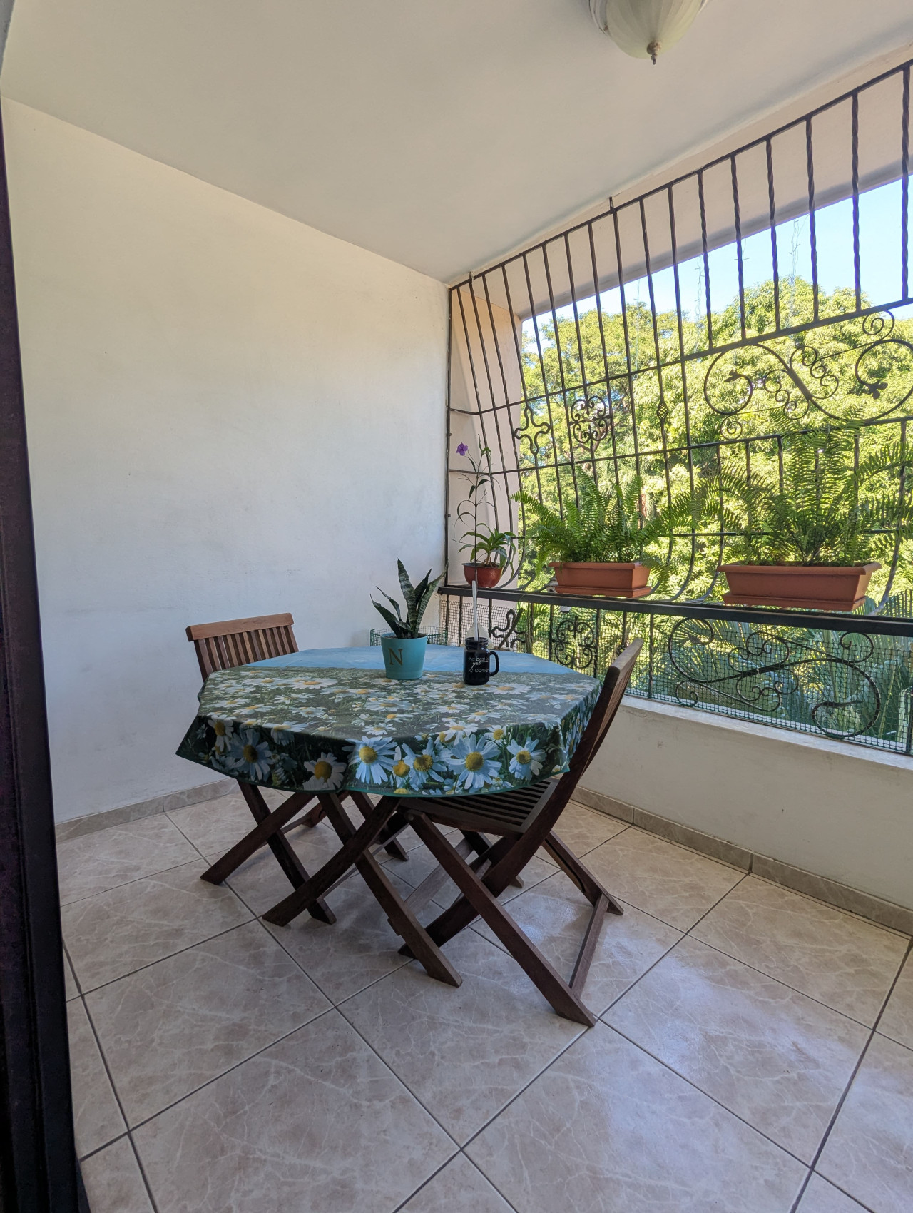For sale: Spacious classic apartment, excellently located in Bella Vista Norte
