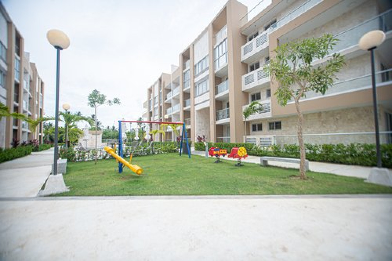 1 BEDROOM APARTMENT ON THE BEACH IN PLAYA NUEVA ROMANA