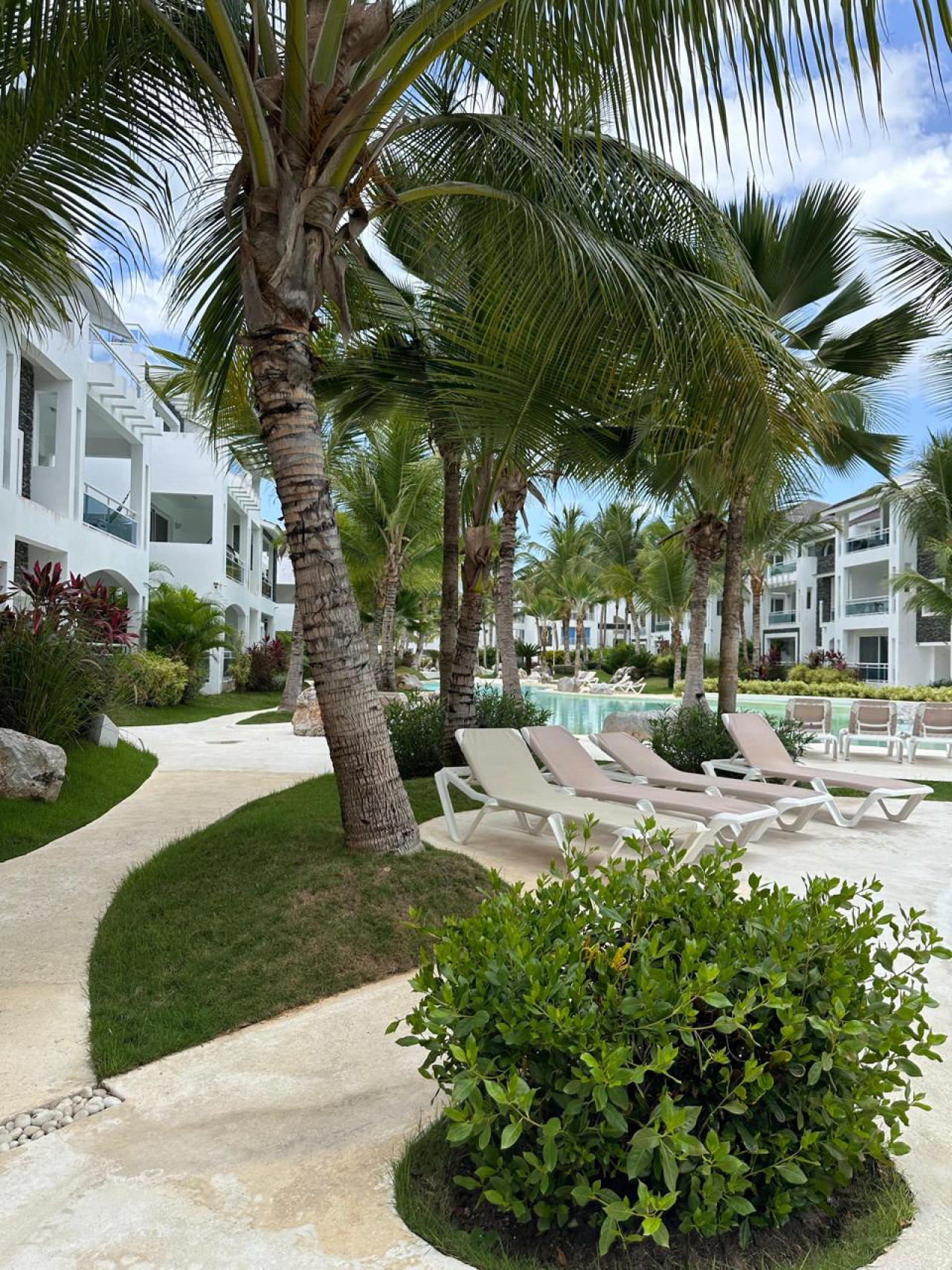 FURNISHED READY FOR DELIVERY IN DOMINICUS BAYAHIBE
