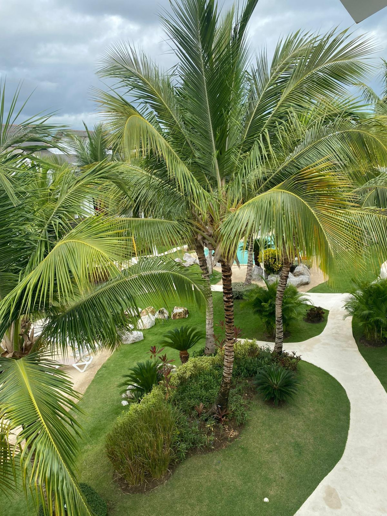 MODERN FURNISHED PH NEAR DOMINICUS BEACH BAYAHIBE