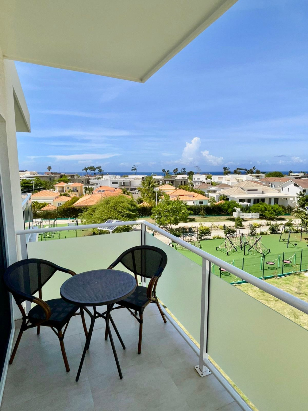 FULLY FURNISHED APARTA STUDIO FOR SALE