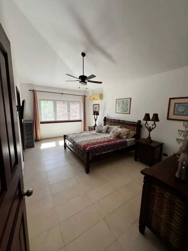 BEAUTIFUL AND SPACIOUS VILLA WITH OCEAN VIEW