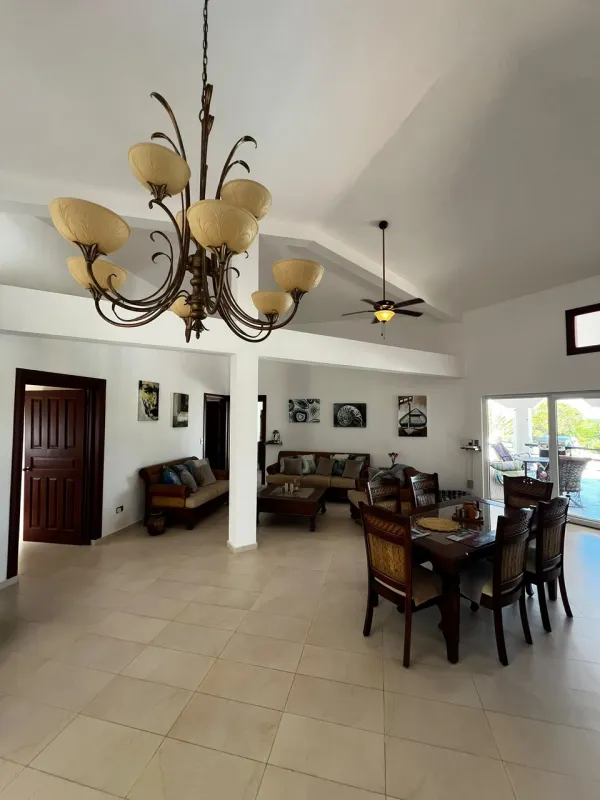 BEAUTIFUL AND SPACIOUS VILLA WITH OCEAN VIEW