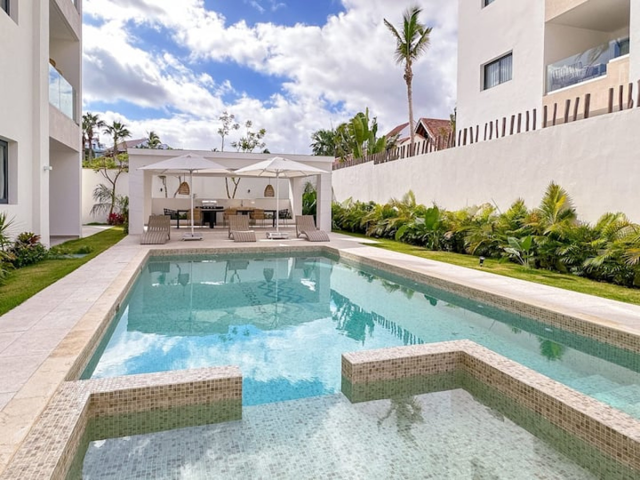 For Sale Fully furnished apartment 300 meters from the beach in Bávaro Punta Cana