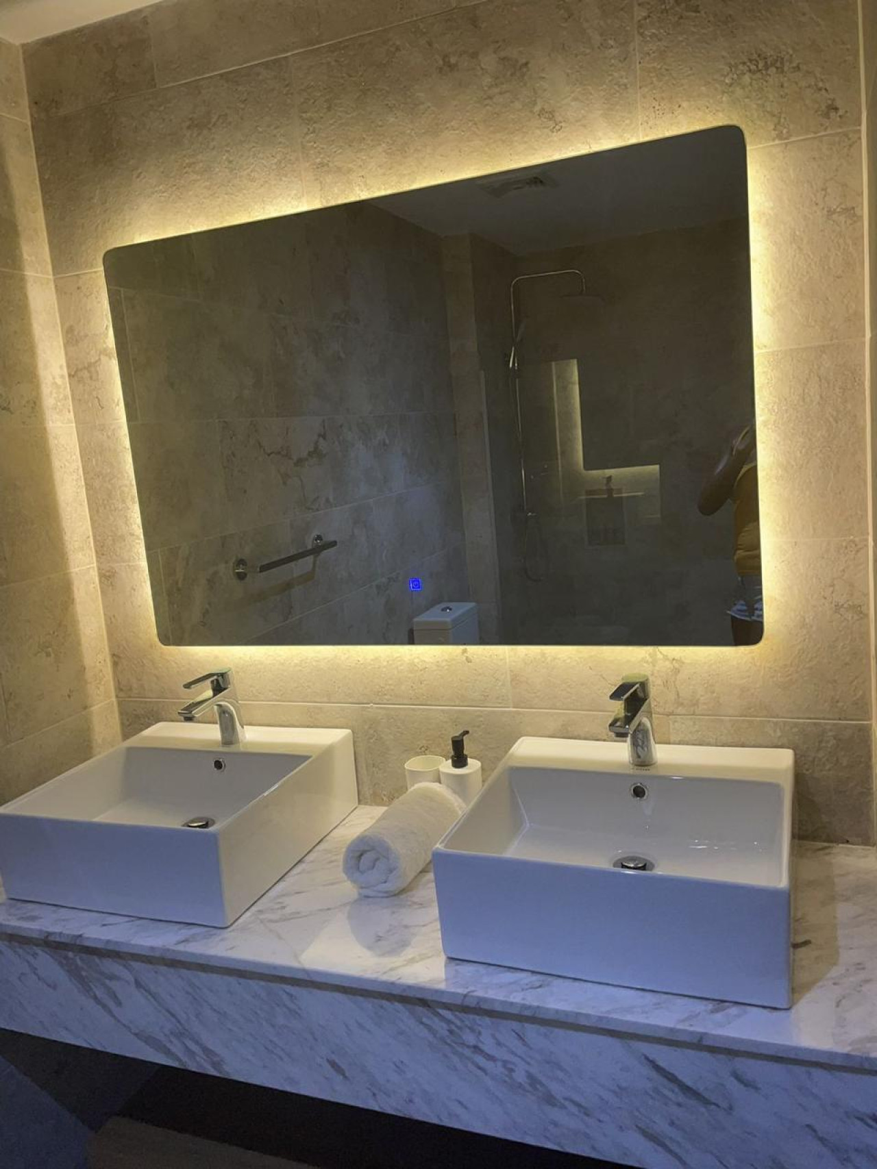 For Sale Apartment Located in the heart of Bávaro and a few steps from the beach, this exclusive project is located.