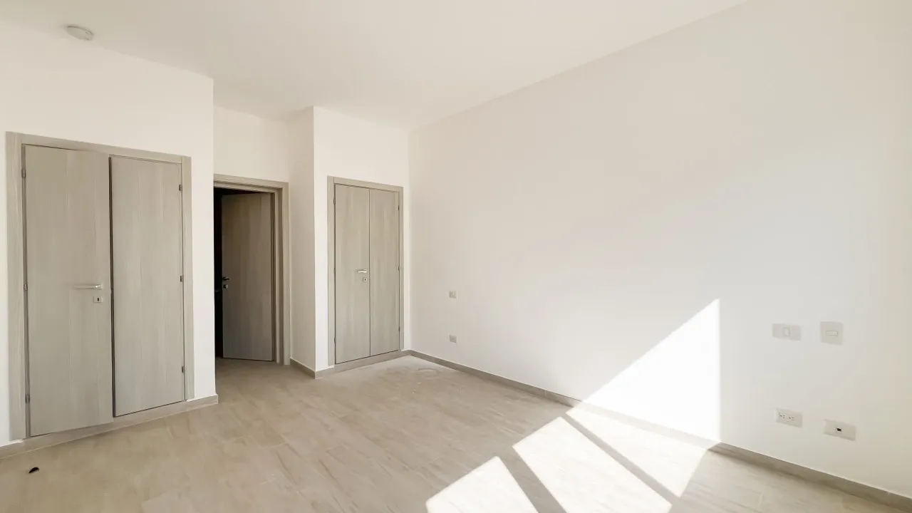 Apartamento en venta ubicado en el centro de Bávaro, a pocos pasos de la playa, en Punta Cana, República Dominicana.