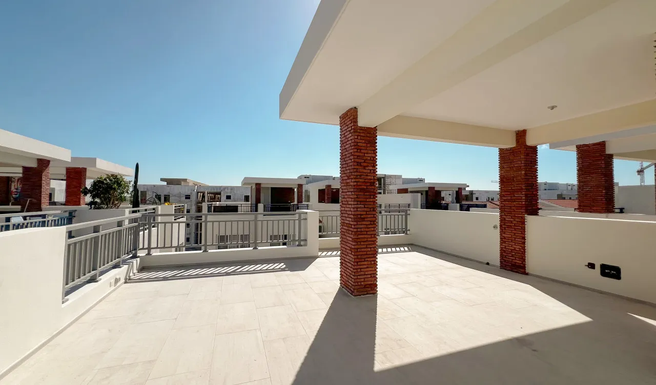 Apartamento en venta ubicado en el centro de Bávaro, a pocos pasos de la playa, en Punta Cana, República Dominicana.