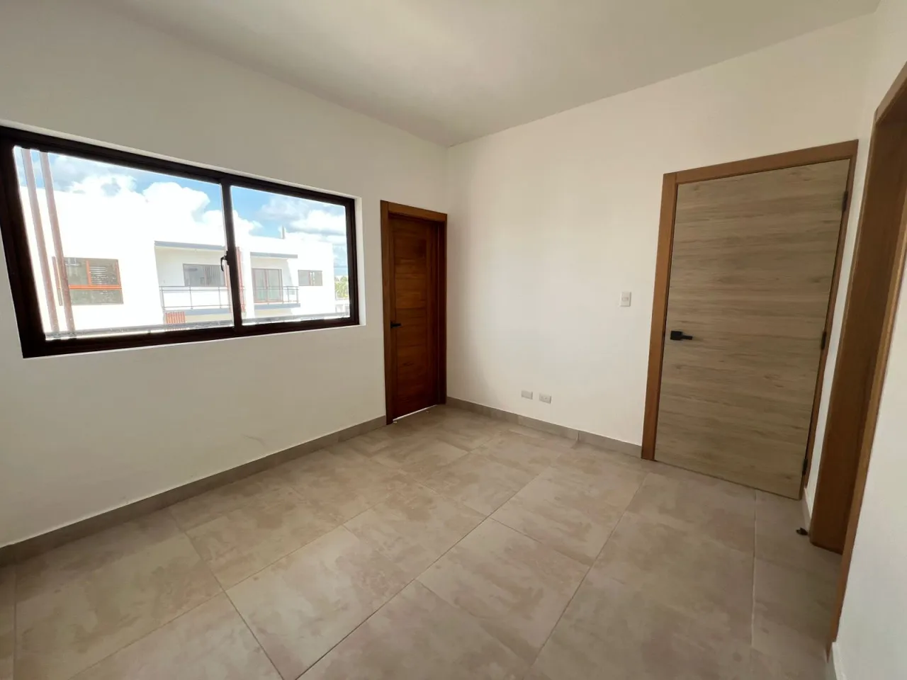 Apartamento en venta en Bávaro, Punta Cana. Listo para entrar a vivir: Vive cerca de la playa con amenidades exclusivas en Punta Cana.