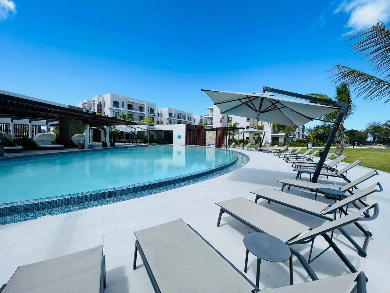Se vende apartamento listo para entrar a vivir, Punta Cana, República Dominicana photo 2