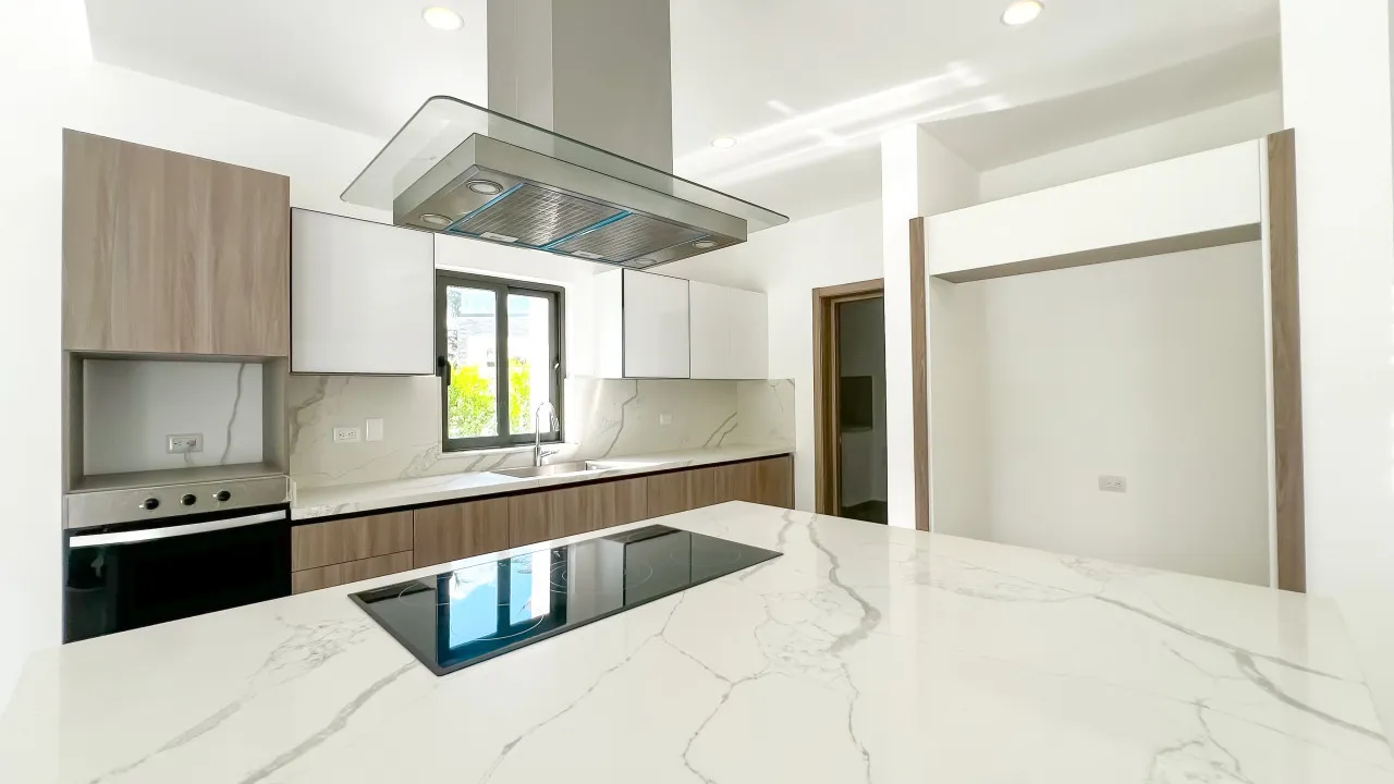 Your Luxury Retreat in Cocotal - Punta Cana: Exclusivity, Security, and High Return in a Unique Villa in the Dominican Republic