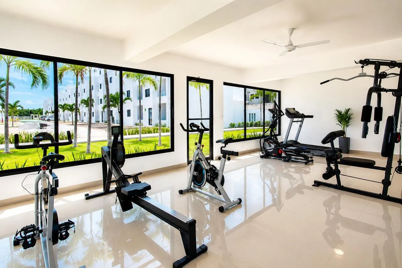 Ready-to-move-in apartment in Bávaro - Punta Cana with 2 bedrooms, a 45 m² terrace, and a bathroom for USD $114,900. Ready for immediate occupancy, Airbnb Friendly. photo 4