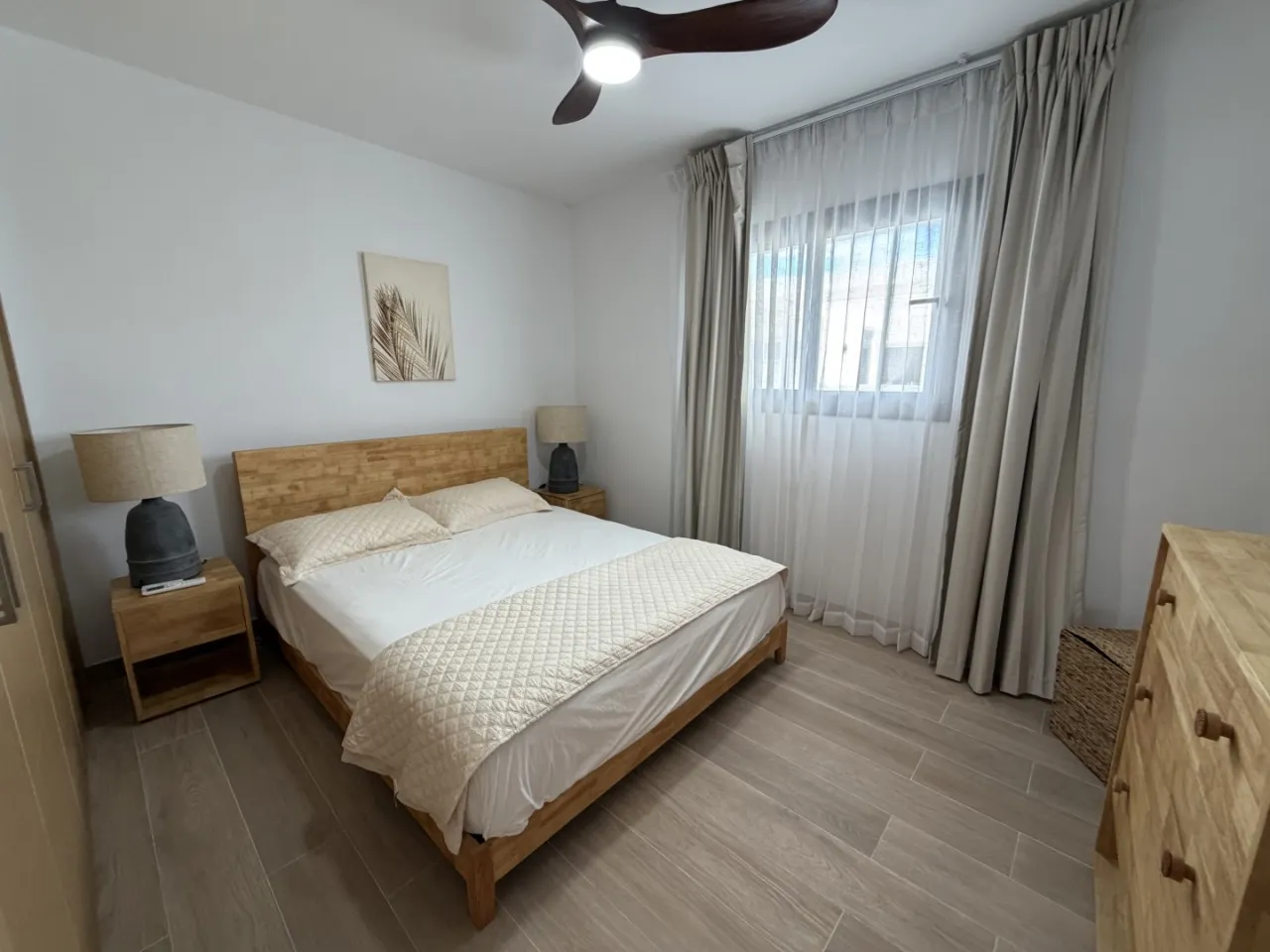 For Sale: 3-bedroom apartment in El Cortecito, Bávaro-Punta Cana with rooftop, jacuzzi, furnished and CONFOTUR Law, 12 minutes from the beach.