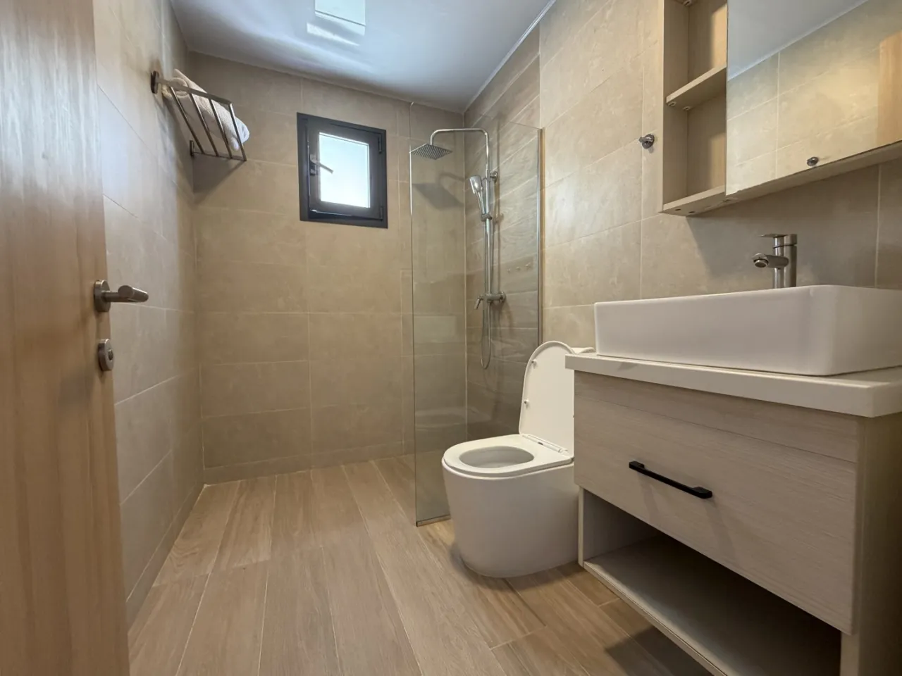 For Sale: 3-bedroom apartment in El Cortecito, Bávaro-Punta Cana with rooftop, jacuzzi, furnished and CONFOTUR Law, 12 minutes from the beach.
