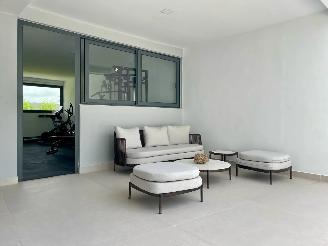 For Sale: 3-bedroom apartment in El Cortecito, Bávaro-Punta Cana with rooftop, jacuzzi, furnished and CONFOTUR Law, 12 minutes from the beach.