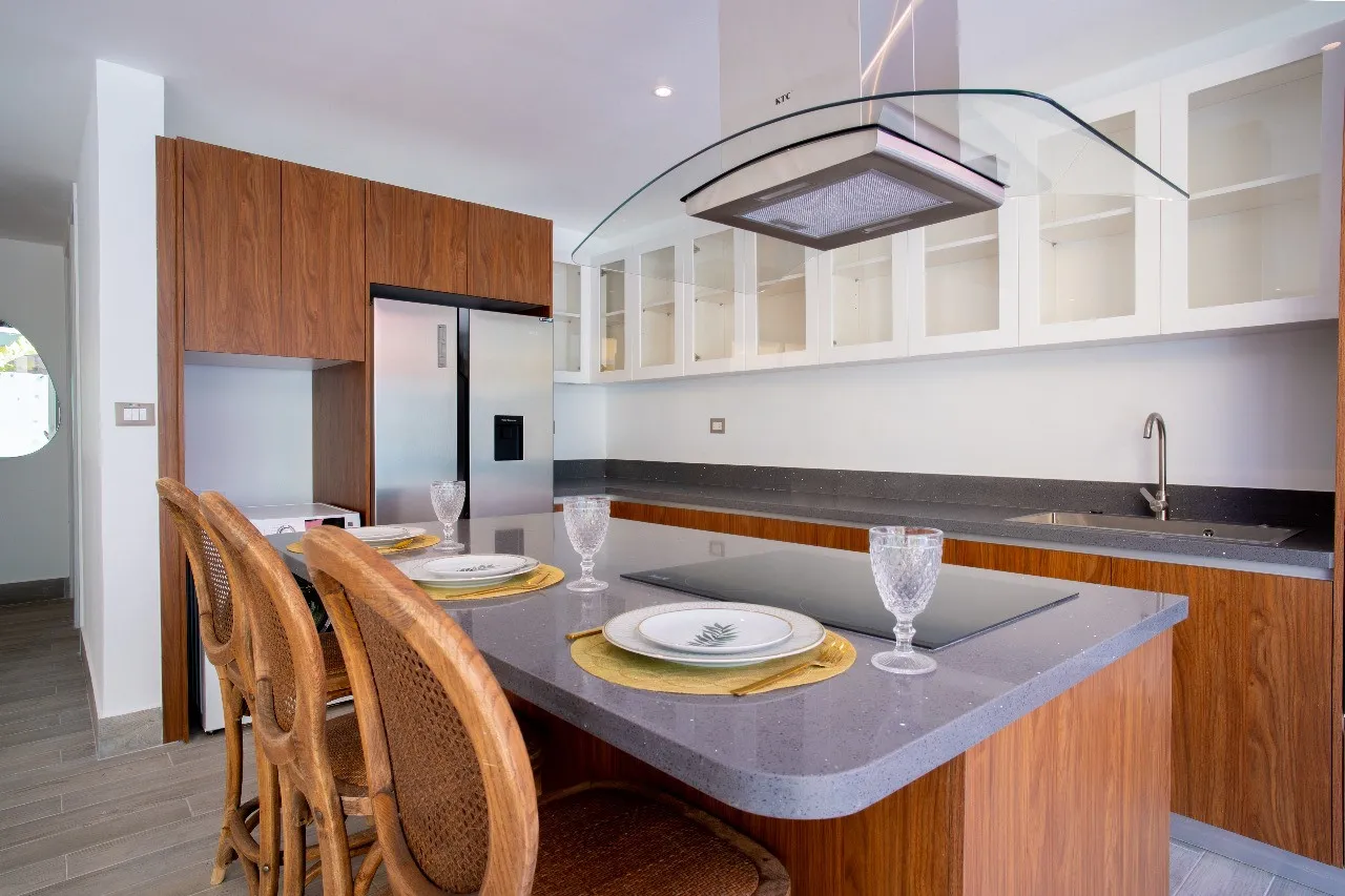 Se vende apartamento con jacuzzi privado y comodidades de lujo en Vista Cana – Bávaro, Punta Cana, República Dominicana.