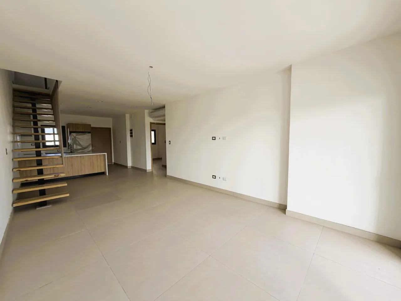Penthouse de 3 habitaciones en El Cortecito, Bávaro. Con Rooftop y jacuzzi, amueblado ,ley CONFOTUR. A 12 min de la playa
