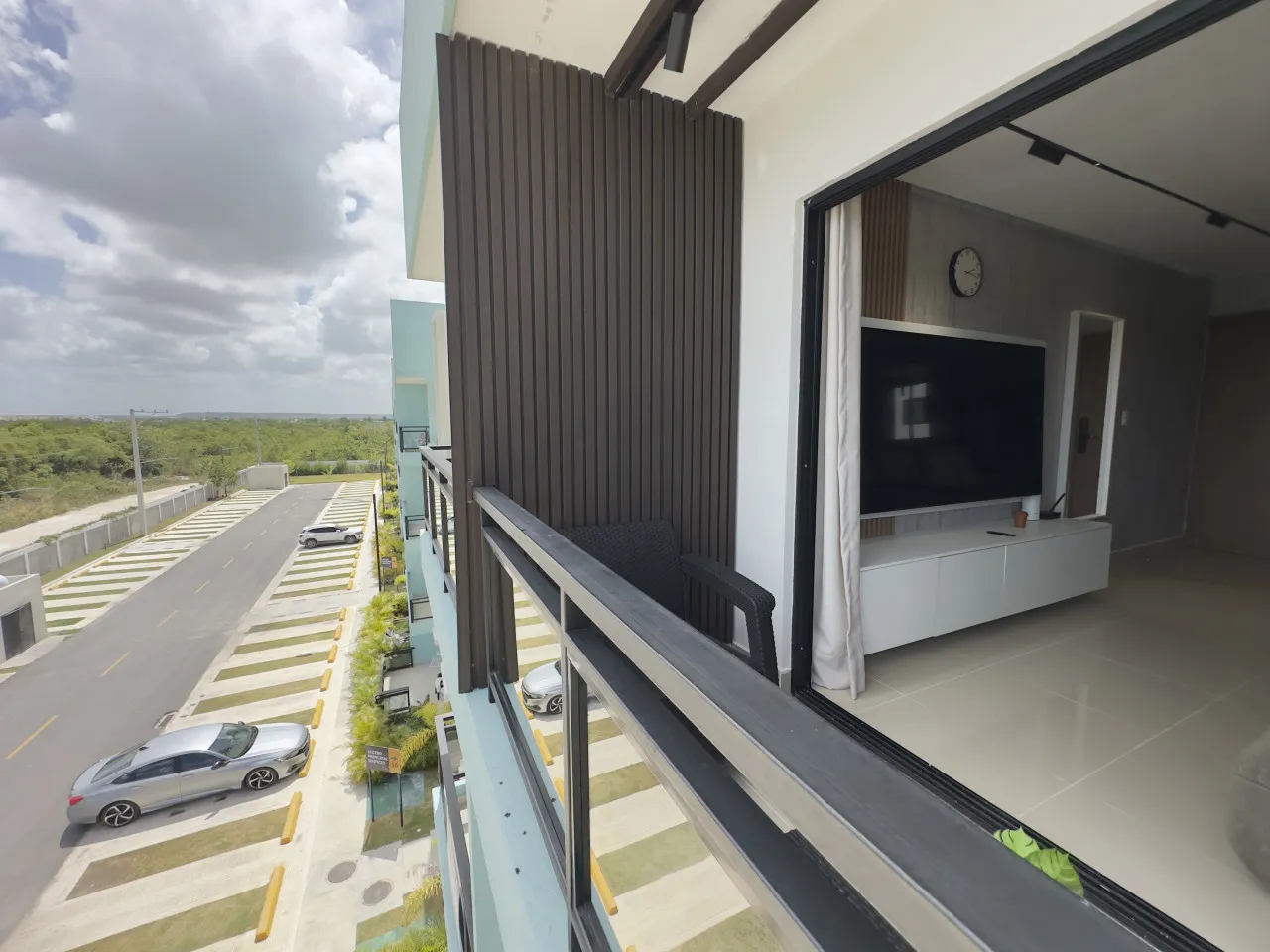 🏝 Furnished 1-Bedroom Apartment for Rent – Epic Residences