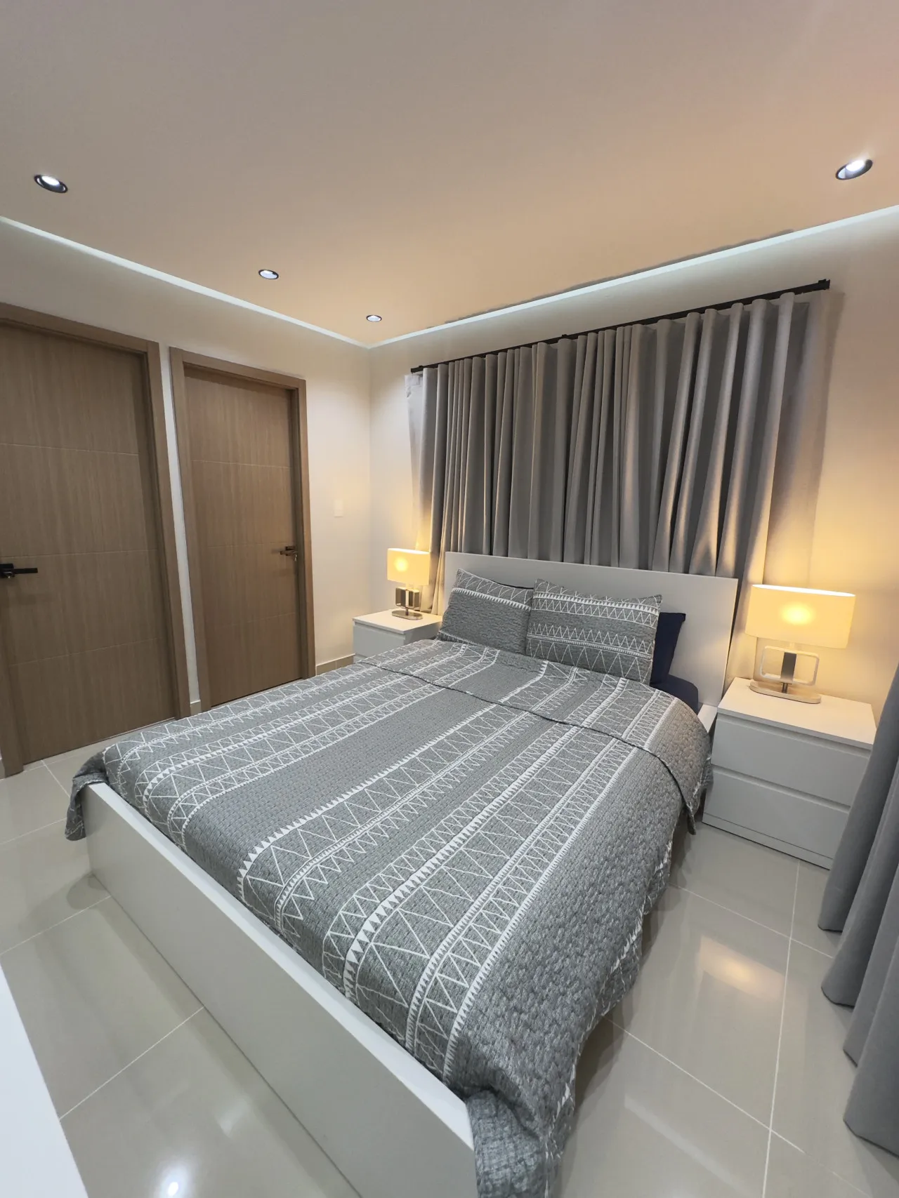 🏝 Furnished 1-Bedroom Apartment for Rent – Epic Residences