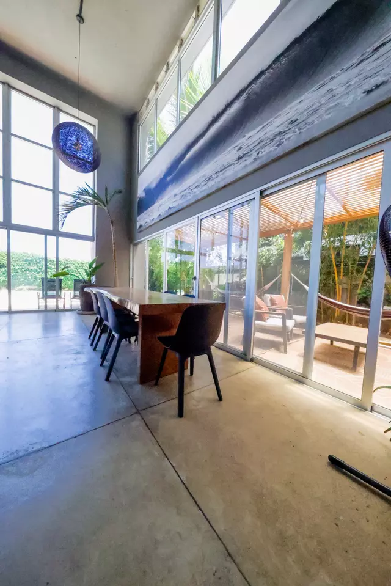 Exceptional villa designed by Hollywood producer, walking distance to Encuentro surf break