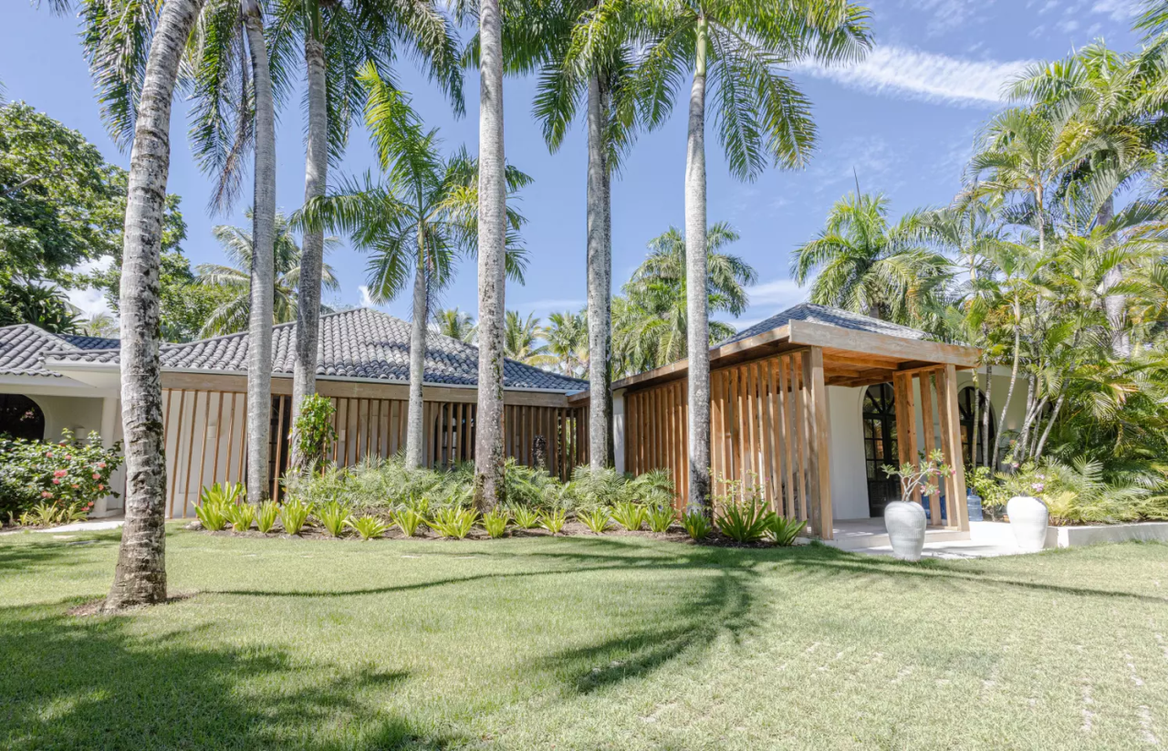 Stunning Villa in the exclusive gated community Sea Horse Ranch