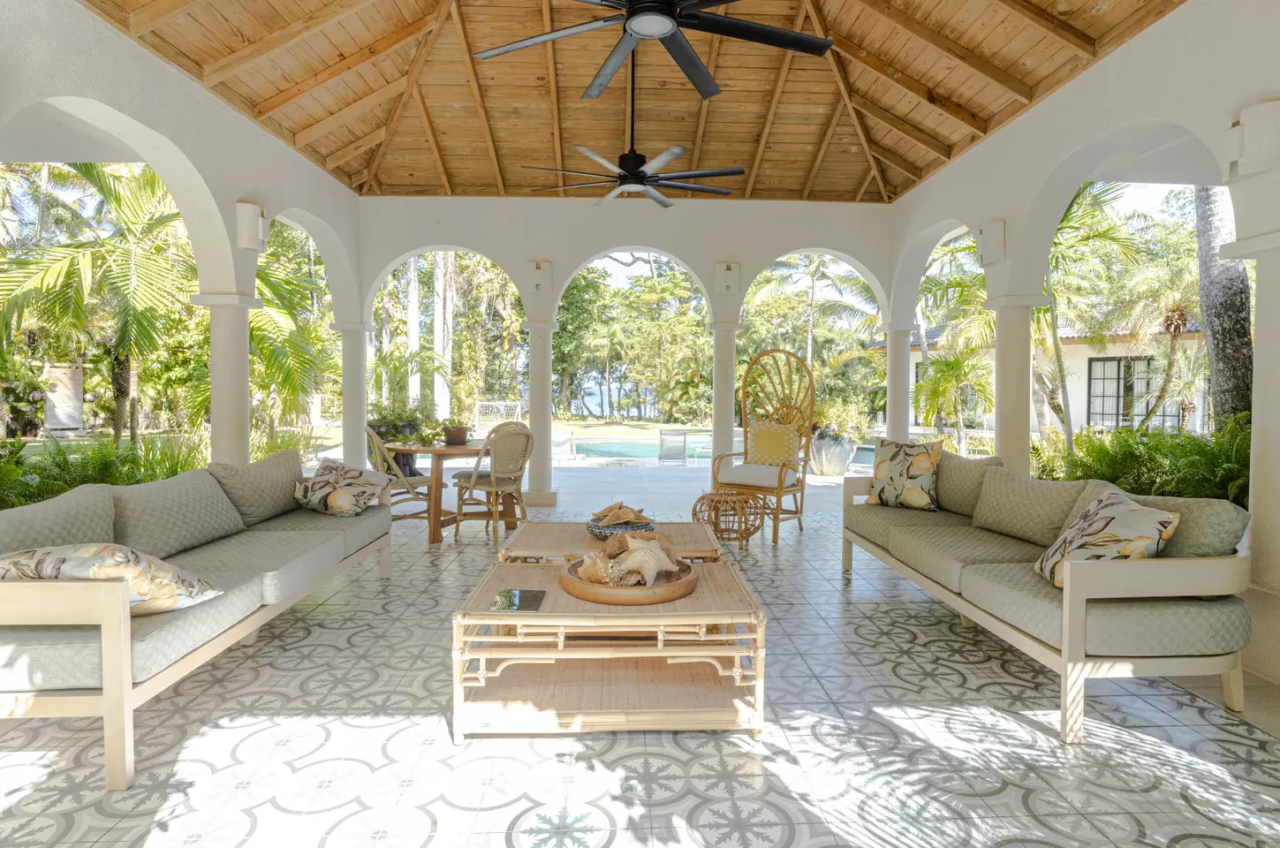 Stunning Villa in the exclusive gated community Sea Horse Ranch
