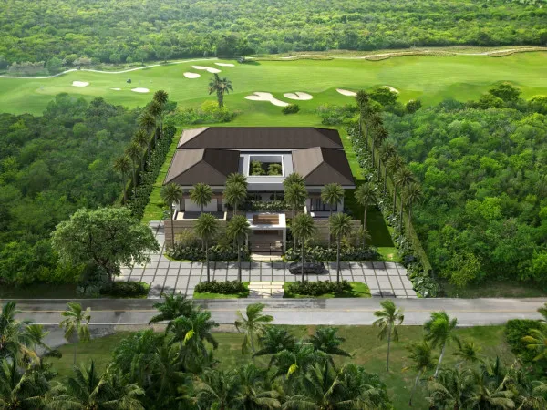 Colonial elegance and golf-front villa in Punta Cana