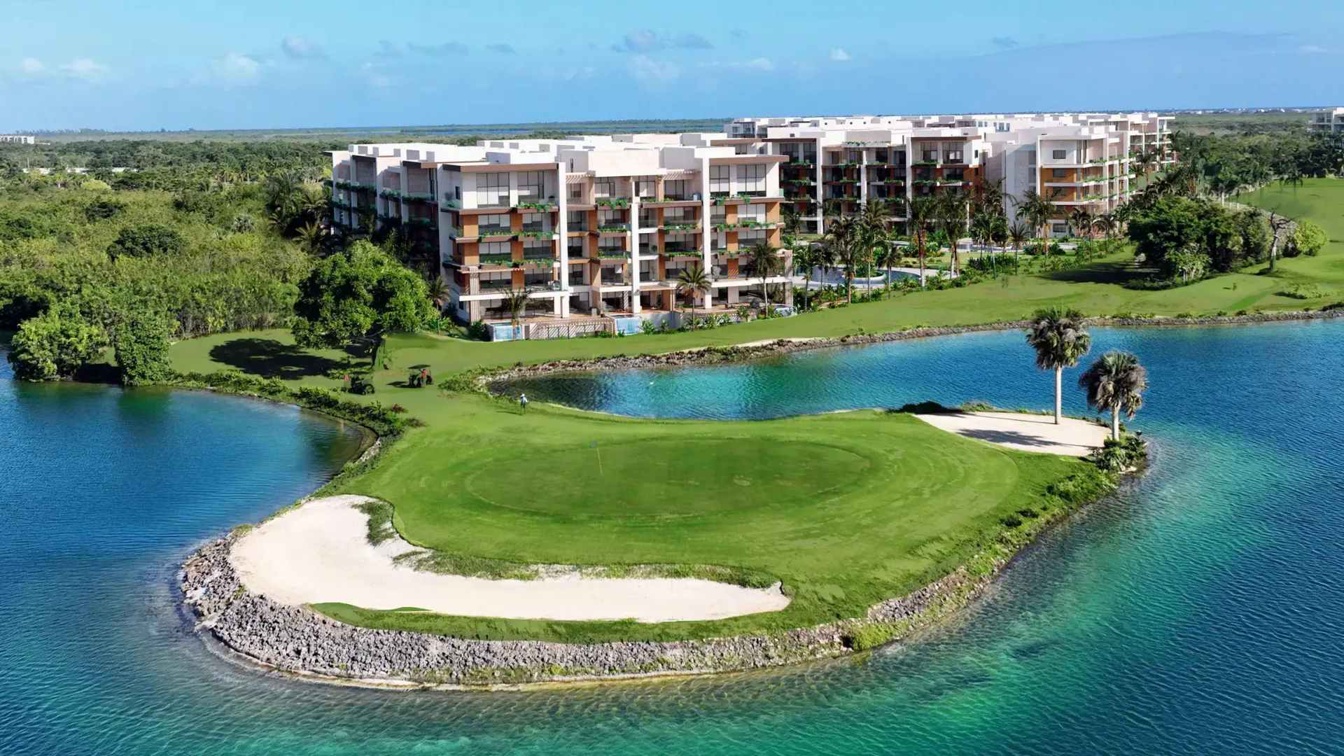 Apartments with lake or golf course views
