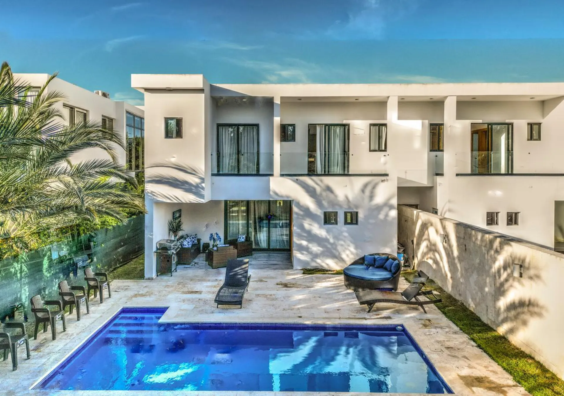 Beautiful Villa Modern Design in Playa Nueva Romana image 2