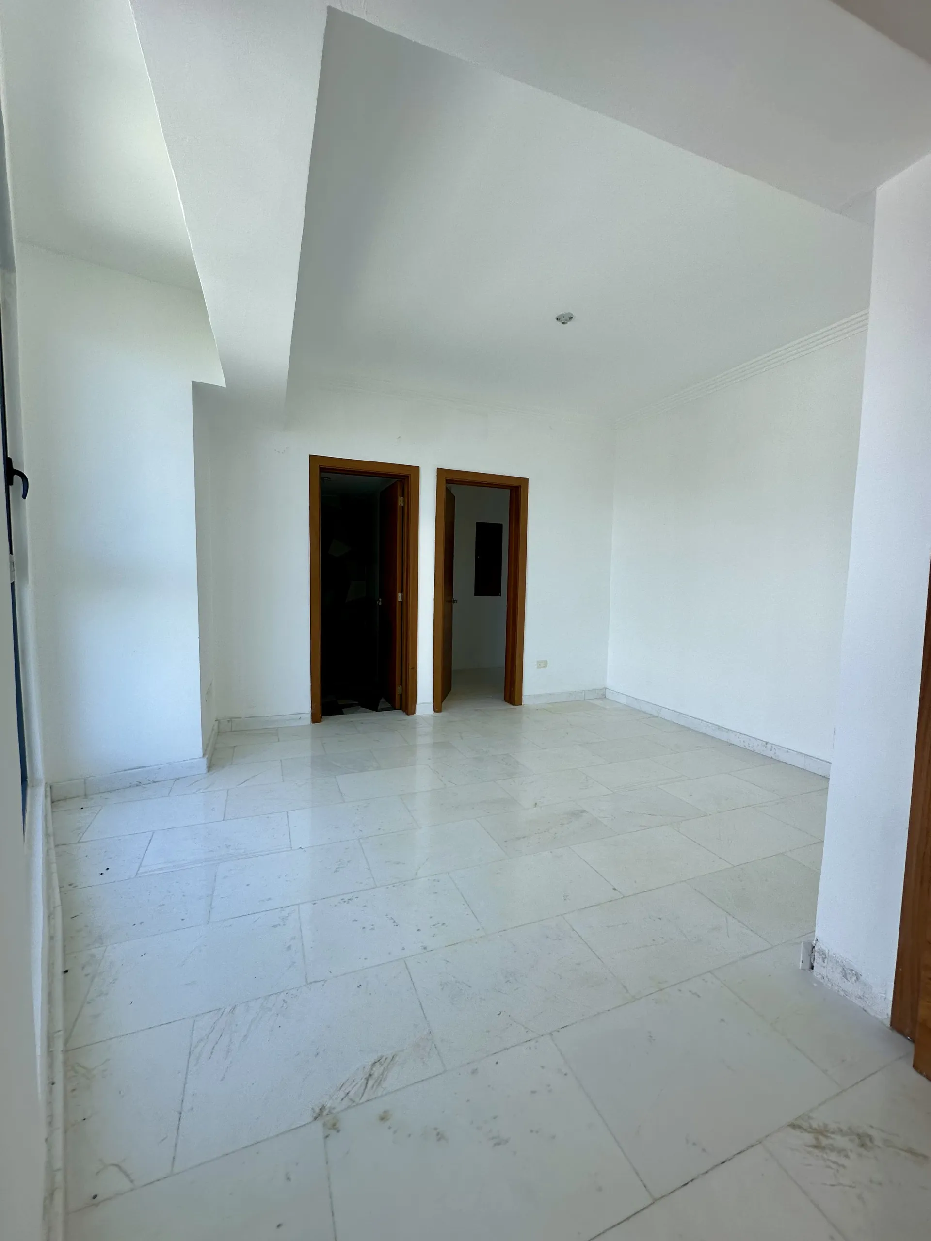 BRAND NEW LOFT - FOR SALE image 6