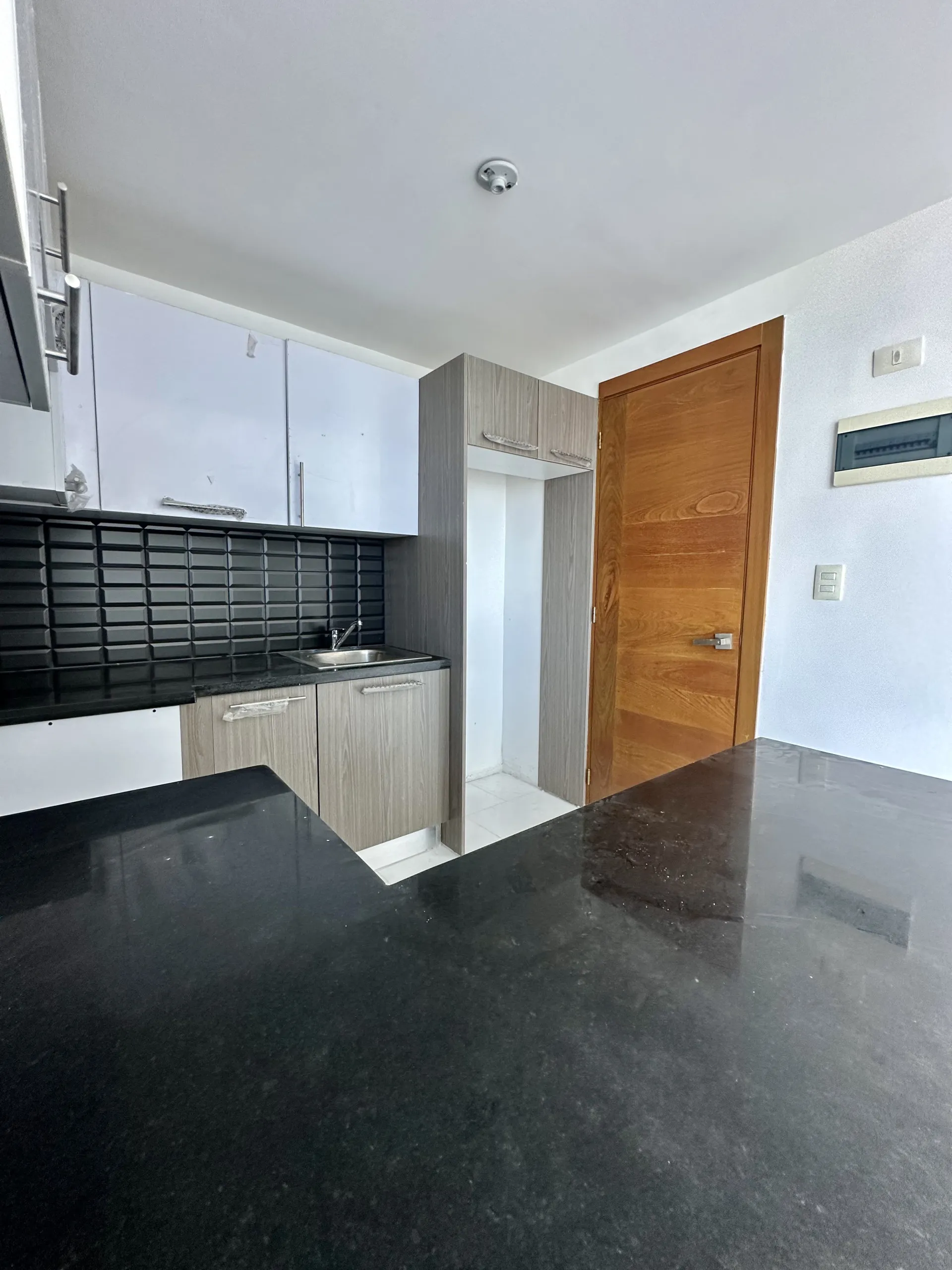BRAND NEW LOFT - FOR SALE image 2