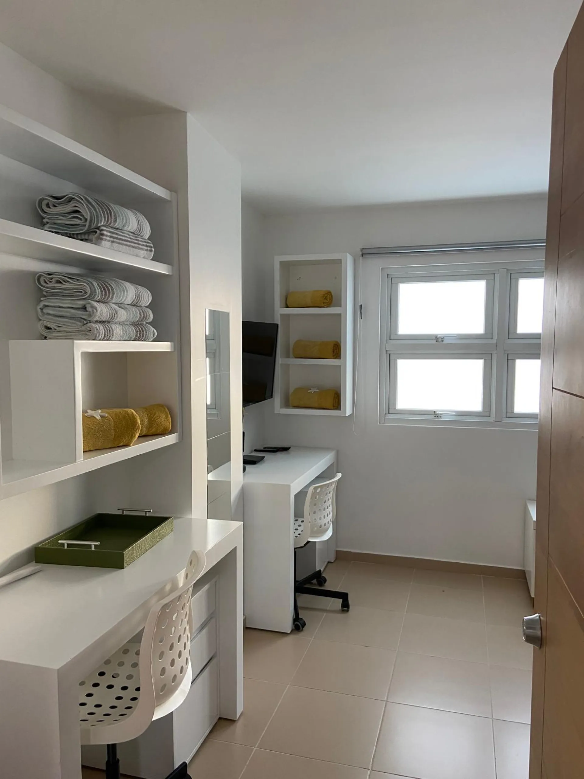 🏝️ Beachfront Luxury Apartment in Juan Dolio – Fully Furnished and Rental-Ready image 6