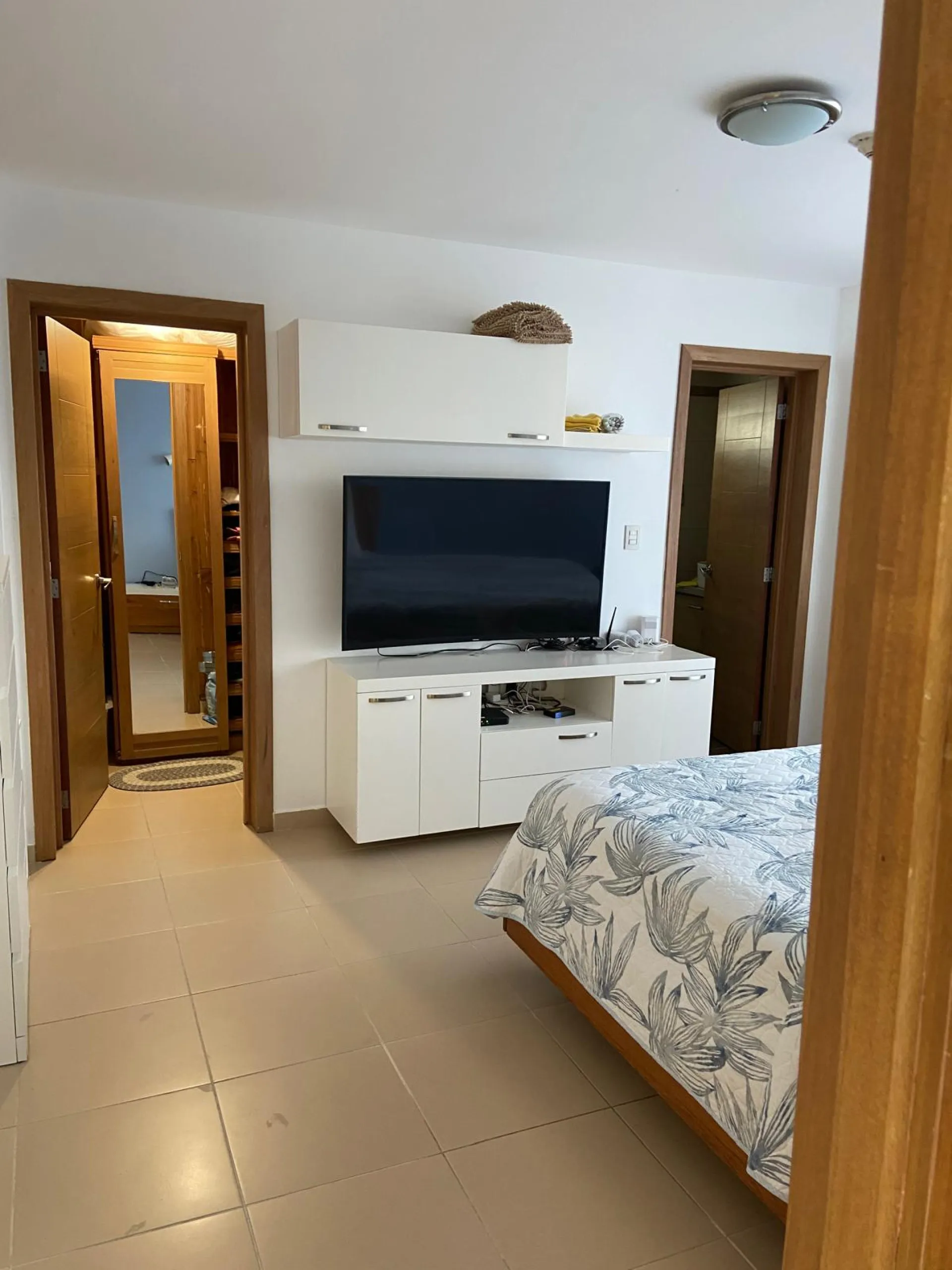 🏝️ Beachfront Luxury Apartment in Juan Dolio – Fully Furnished and Rental-Ready image 8
