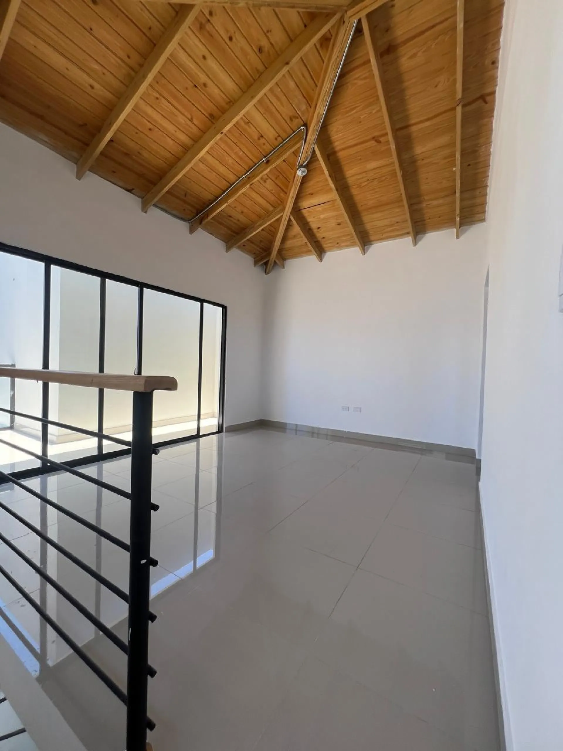Santo Domingo Este, I am selling a 2-level penthouse, 4th floor. image 7