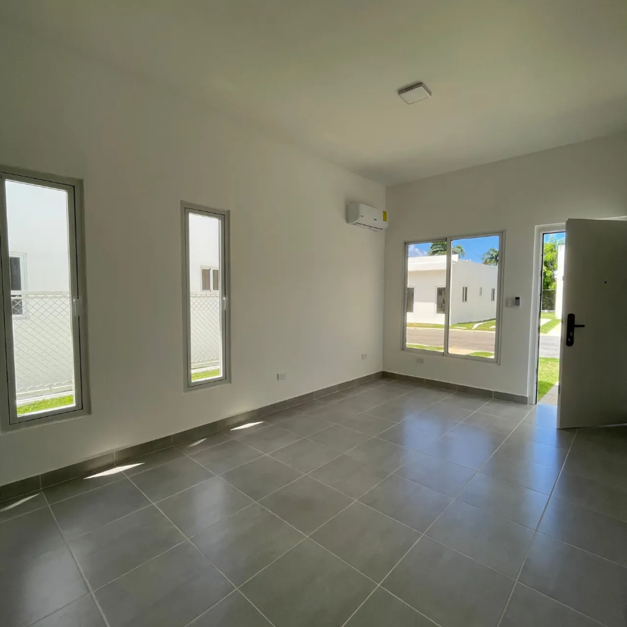 Villa for sale in Macau image 3