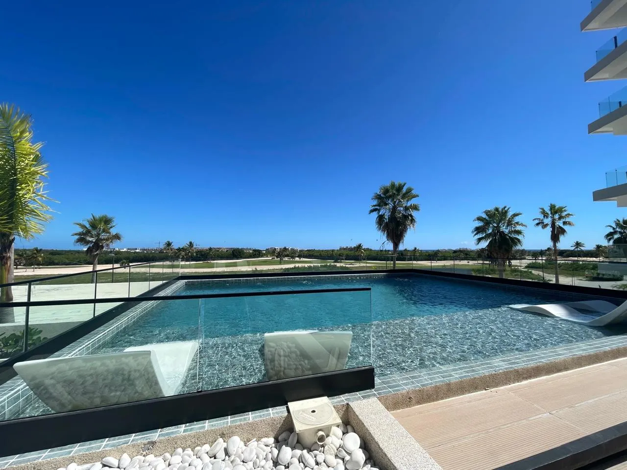 EXQUISITE 2BR CONDO AT LAS IGUANAS, CAP CANA image 2