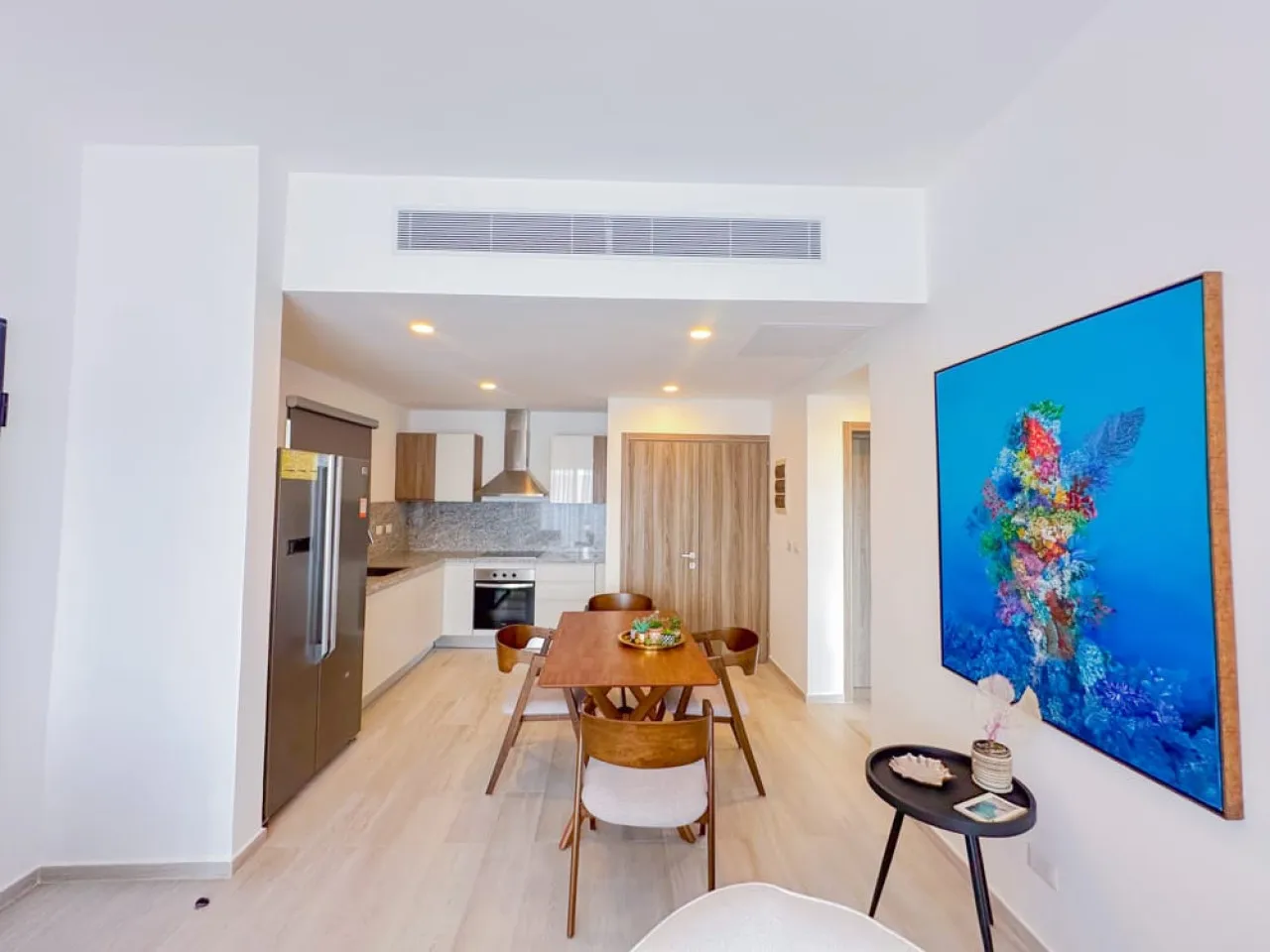 Spacious apartment ready in an exclusive area with a beach and paddle club image 12
