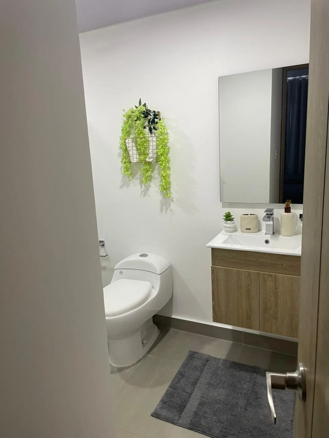 Beautiful 2 Bedroom Heart of Santiago image 8