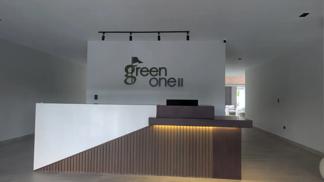 For Rent 3br/3bath Luxury Condo at PC Village image 2