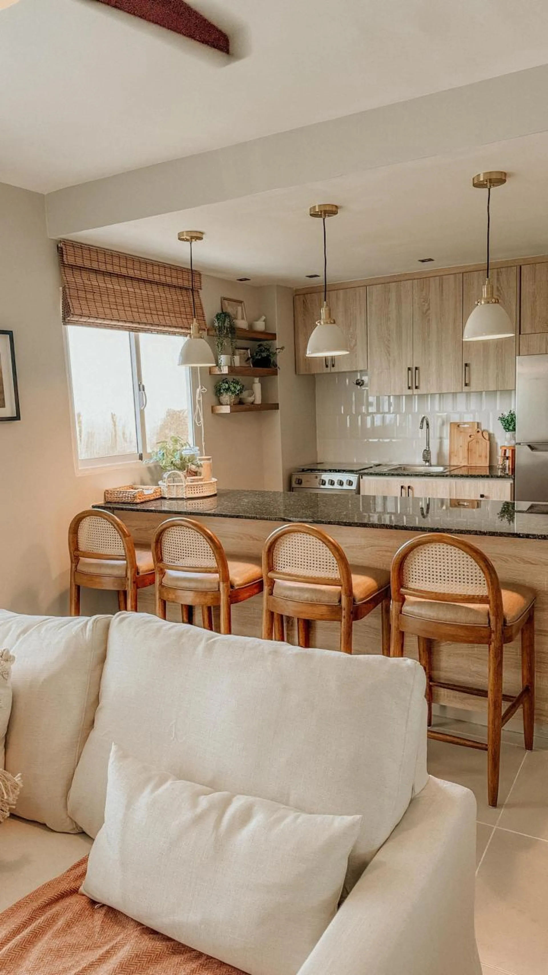 Beautiful apartment in a central location, perfect for living or investing image 5