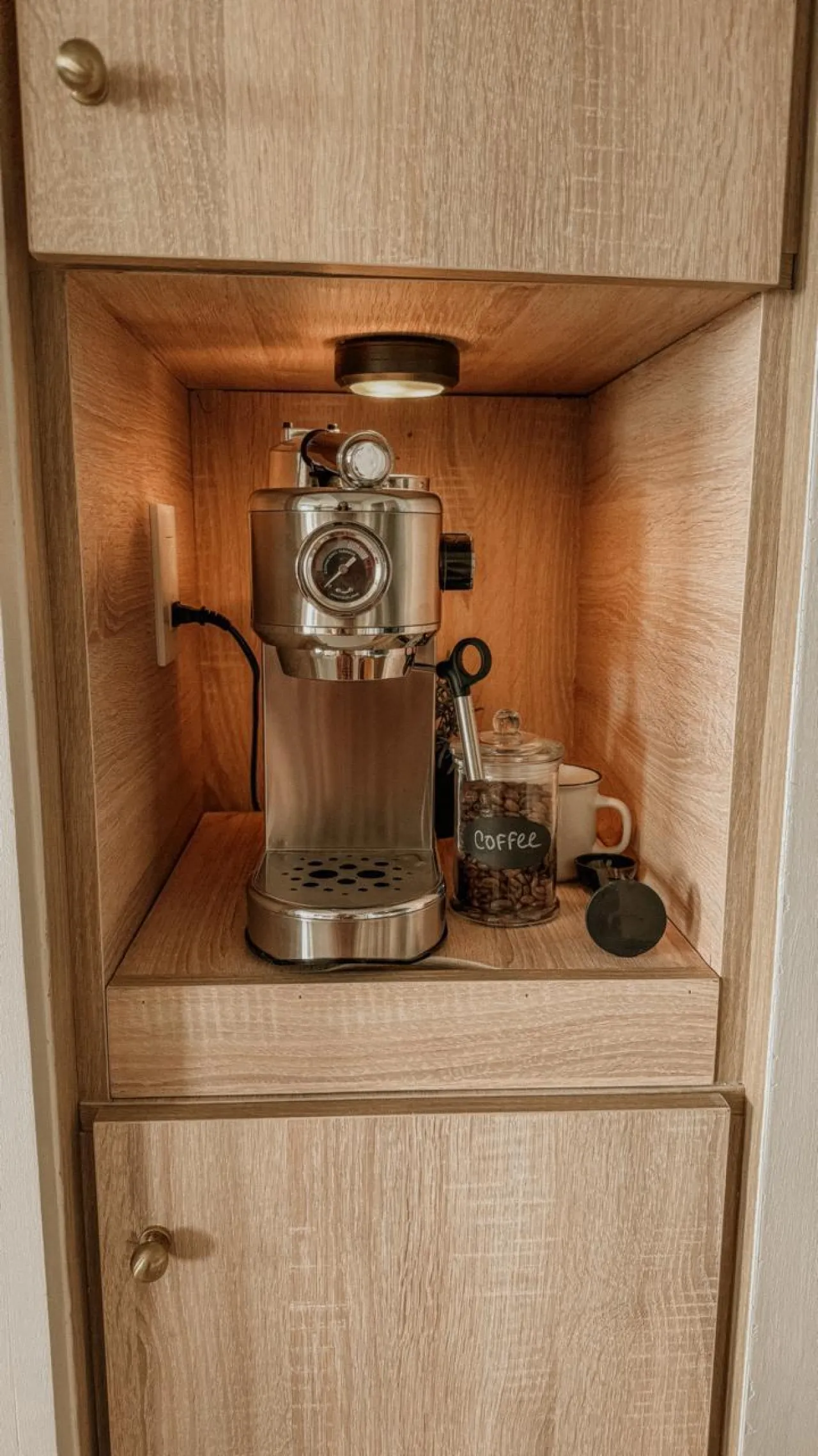 Beautiful apartment in a central location, perfect for living or investing image 8