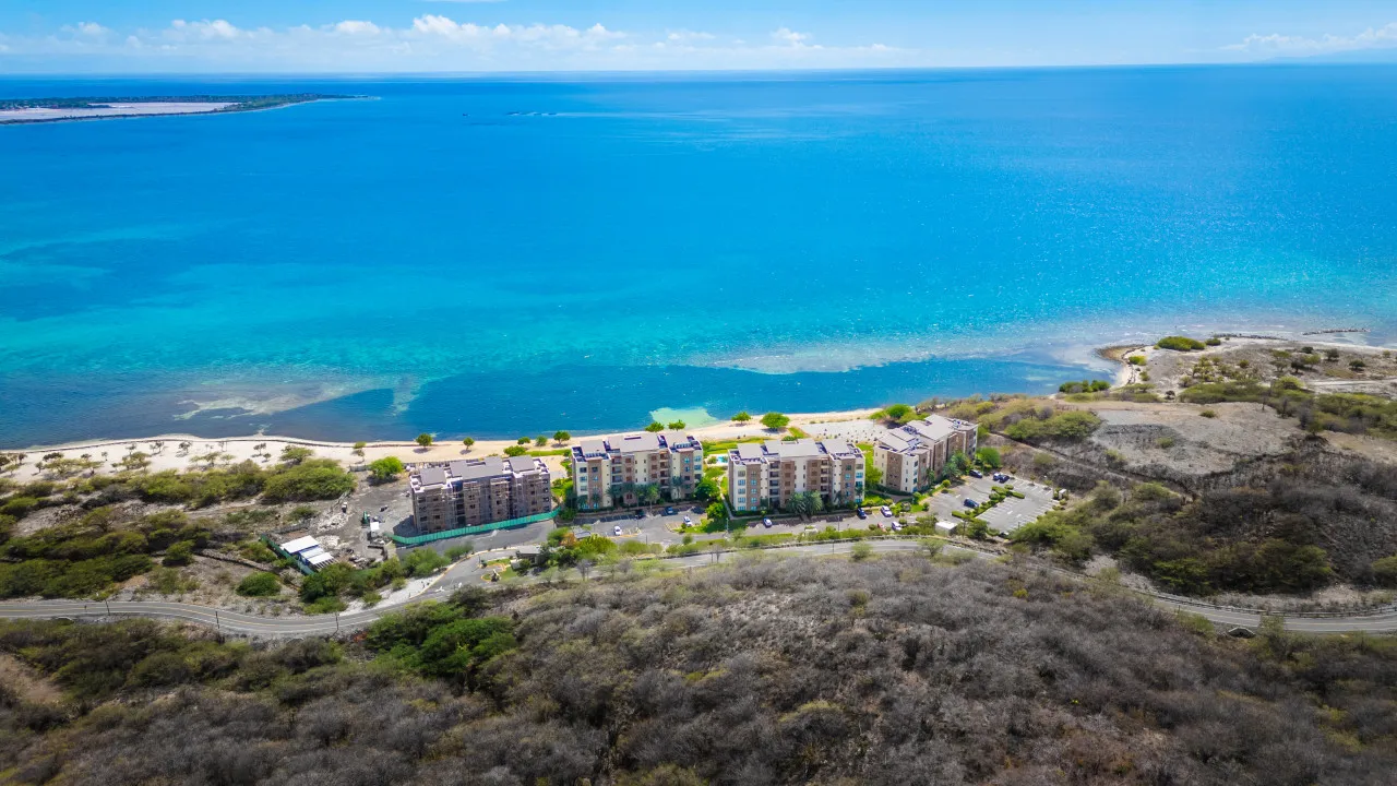 Modern luxury oceanfront apartments in the southern Dominican Republic image 2