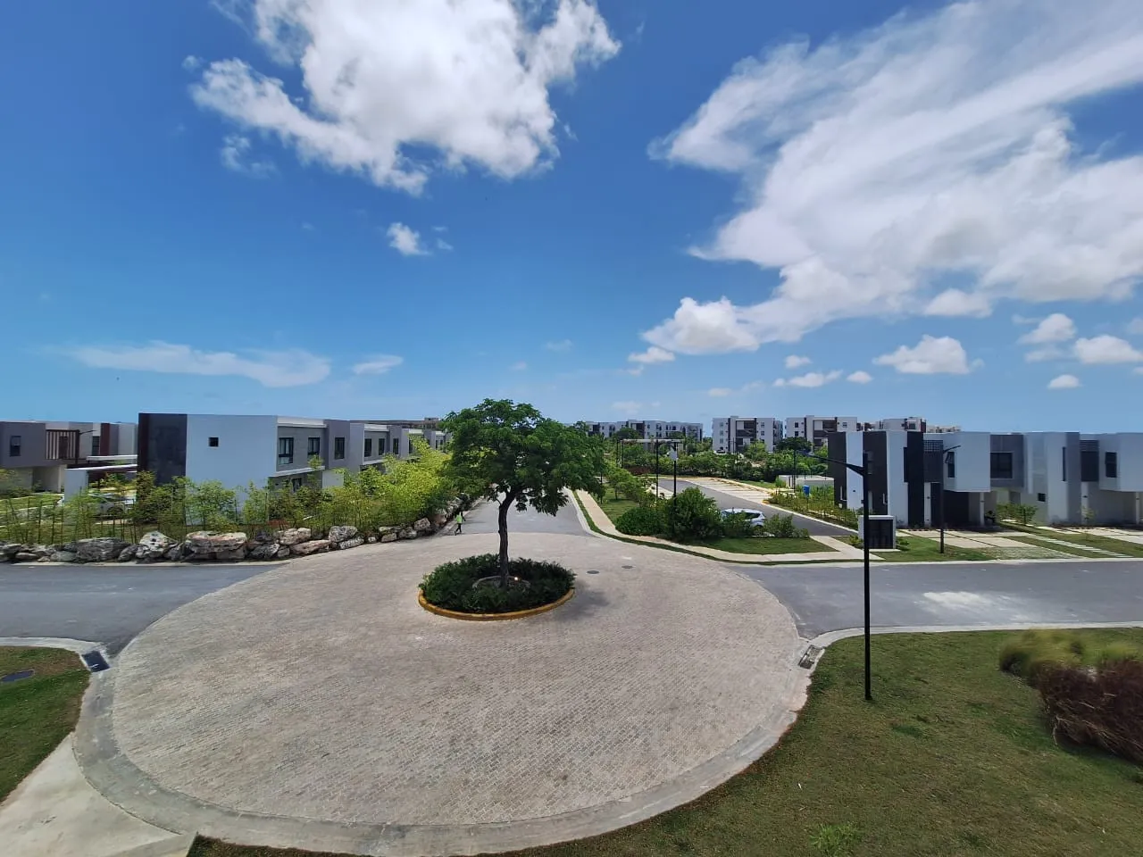 2 BEDROOM APARTMENT FOR RENT IN VISTA CANA US$ 1,300 image 2