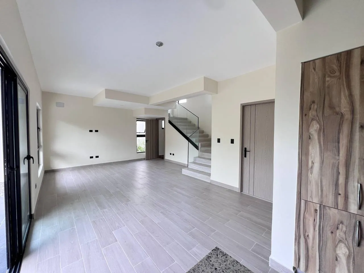 Luxurious Villa for Sale in Vista Cana photo 3