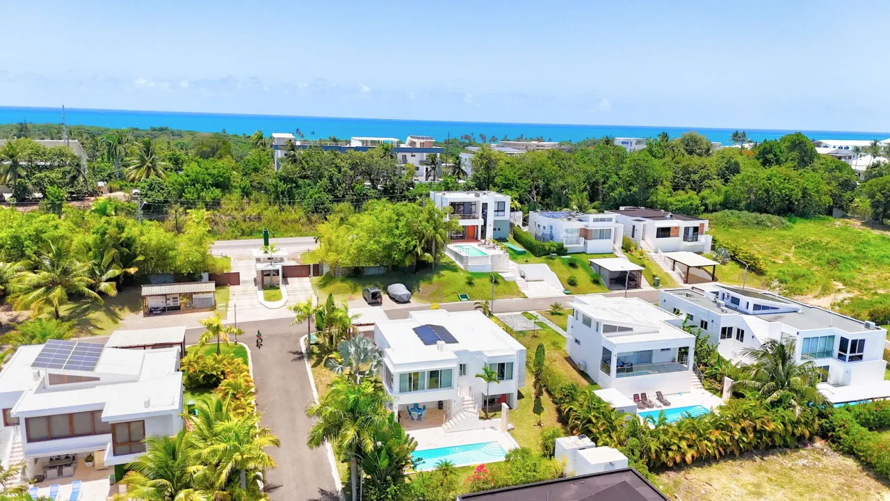 Charming 3-Bedroom Villa with Solar Panels Near Cabarete