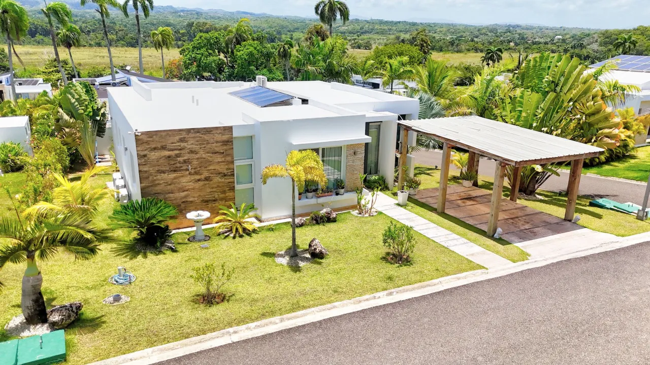 Charming 3-Bedroom Villa with Solar Panels Near Cabarete