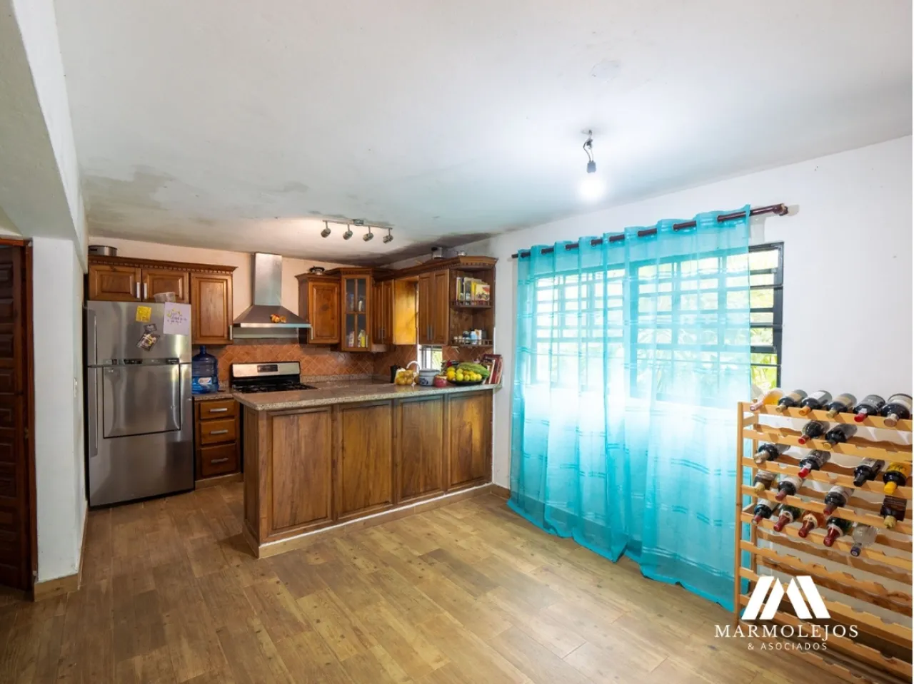 💰 Income-Producing Buena Vista Estate | 3 Villas on 15,700 m²