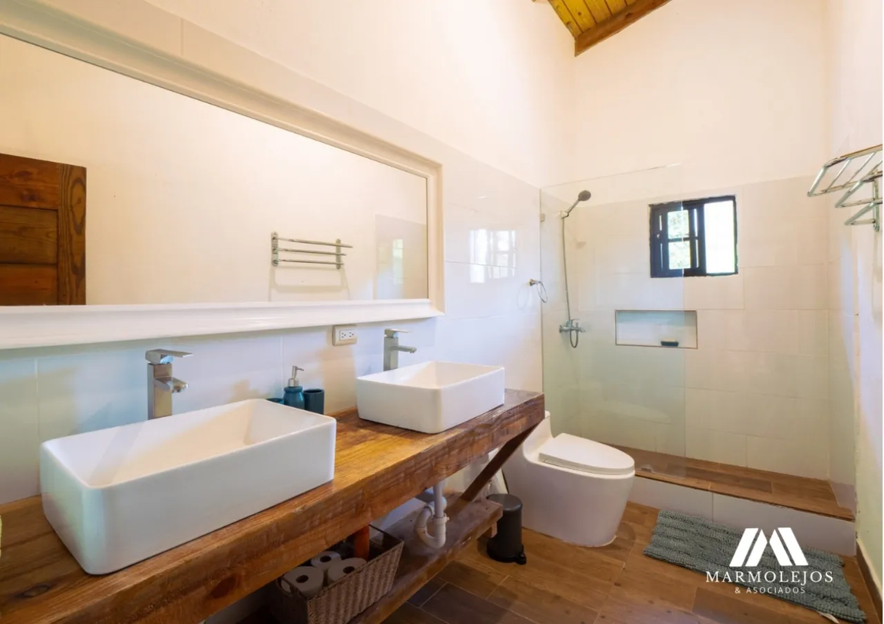 💰 Income-Producing Buena Vista Estate | 3 Villas on 15,700 m²