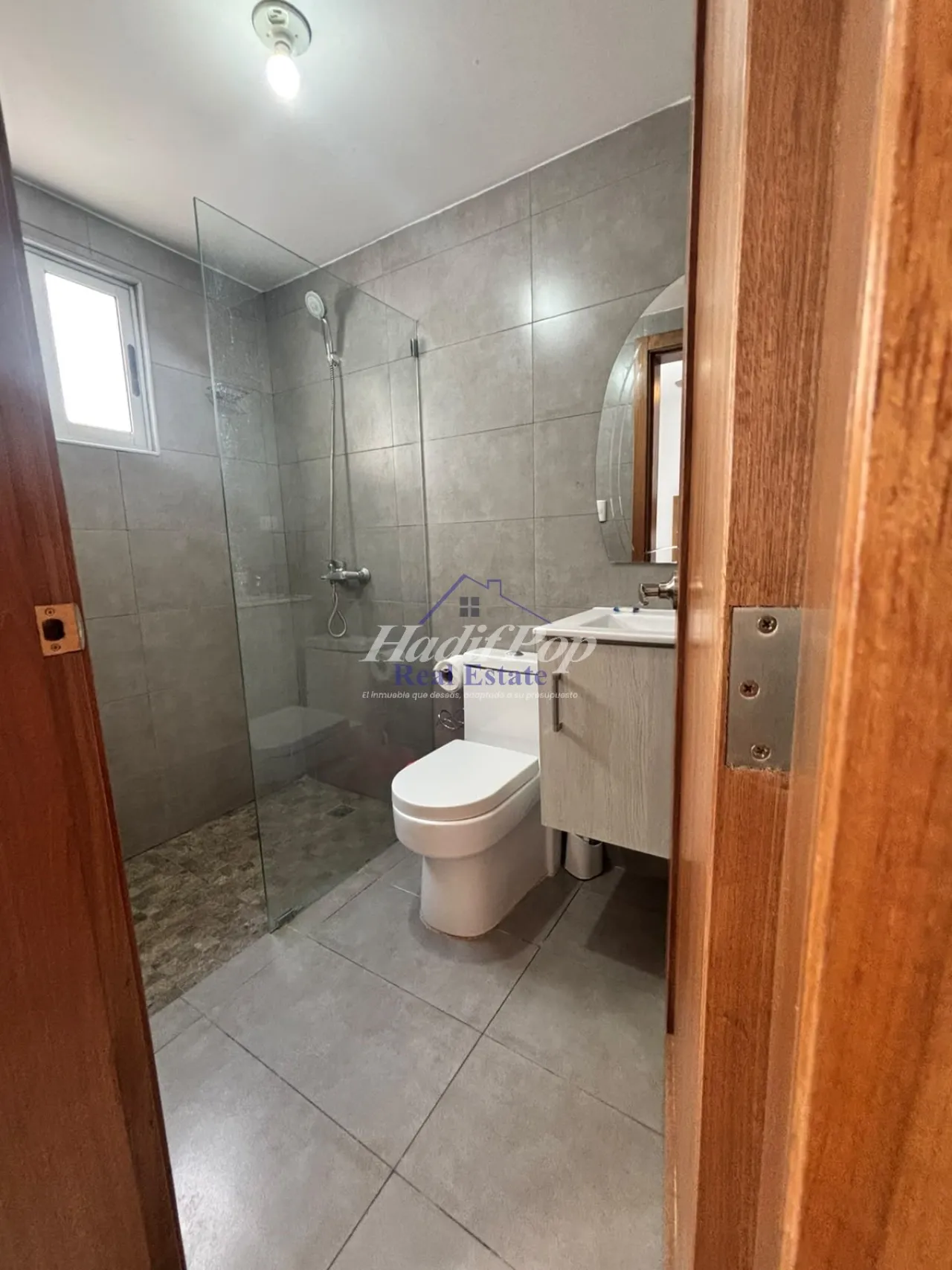 Furnished apartment for sale